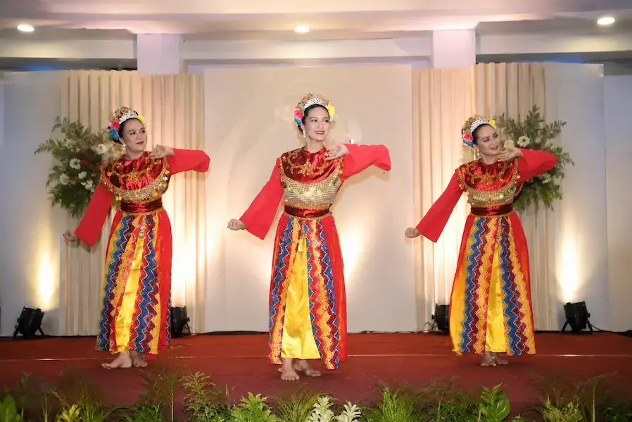 Japin Dance of South Kalimantan