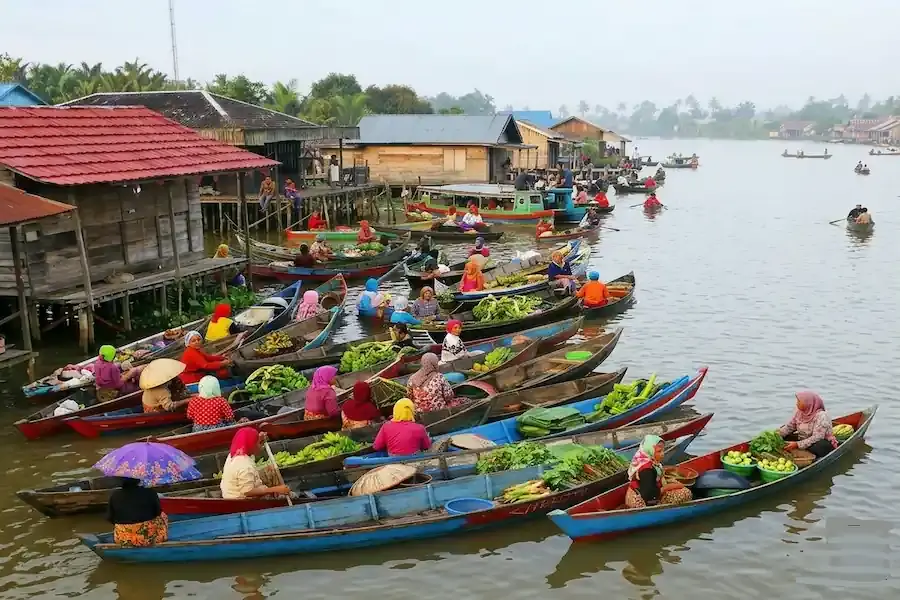 Pasar Terapung Lok Baintan